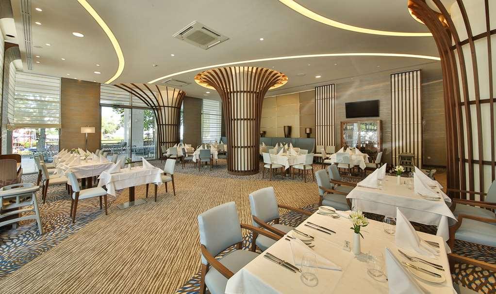 Maritim Hotel Paradise Blue Albena Restaurante foto