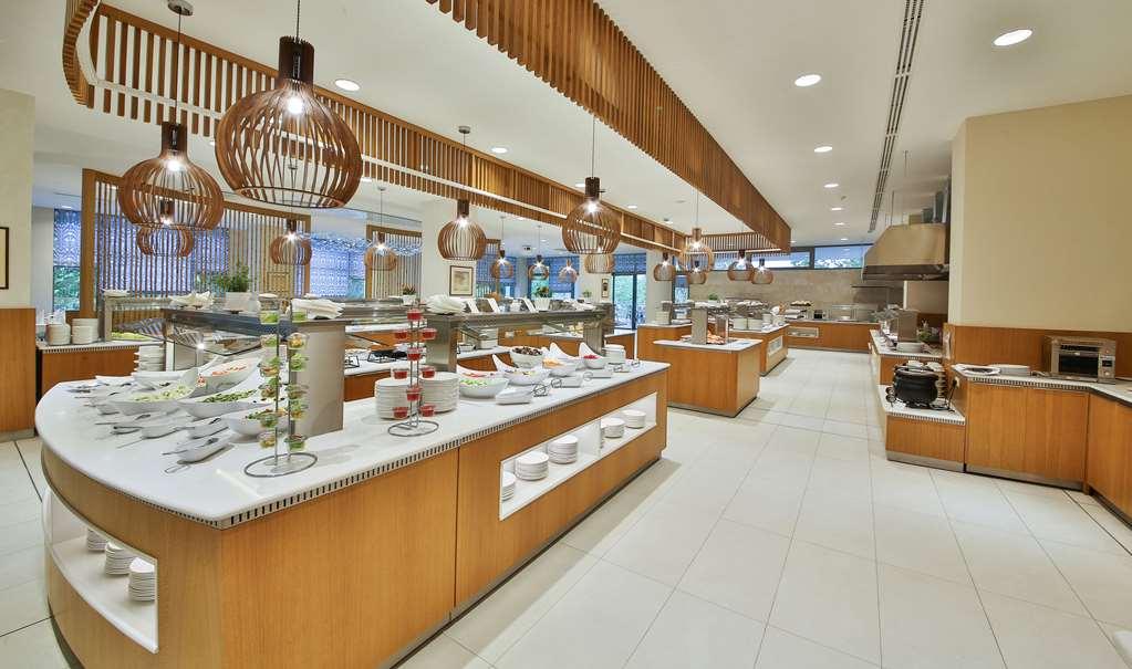 Maritim Hotel Paradise Blue Albena Restaurante foto