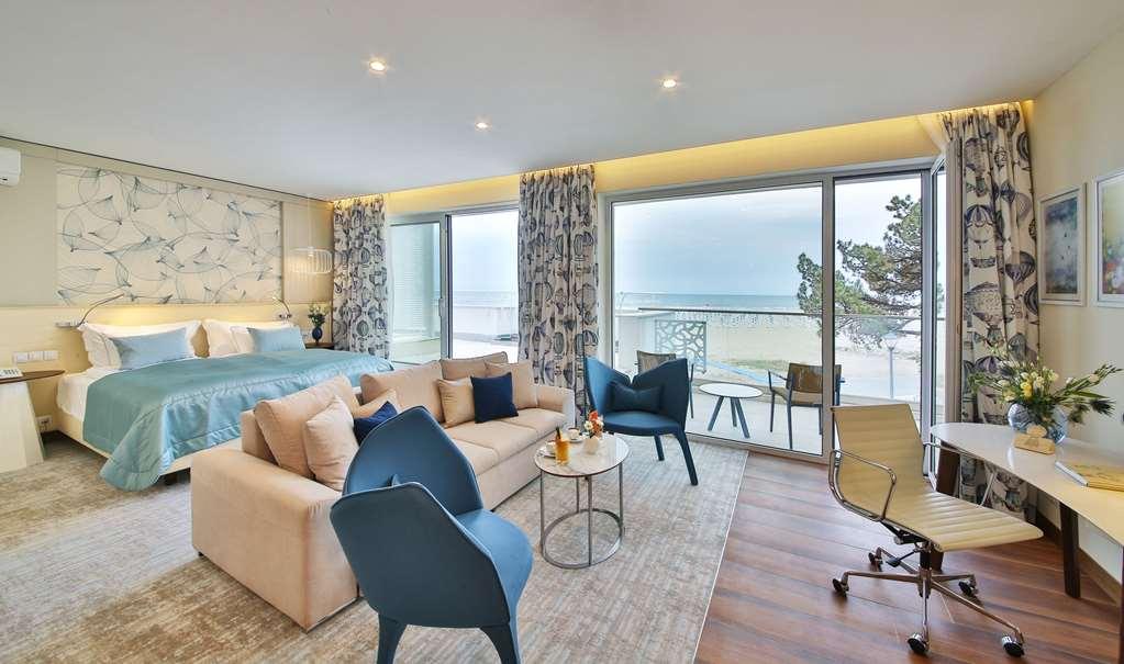 Maritim Hotel Paradise Blue Albena Quarto foto