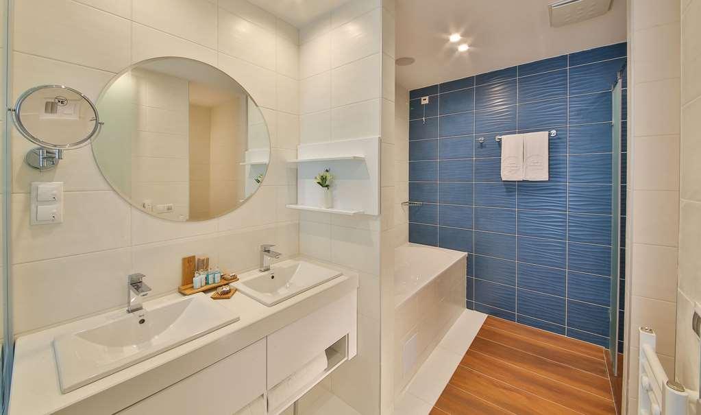 Maritim Hotel Paradise Blue Albena Quarto foto