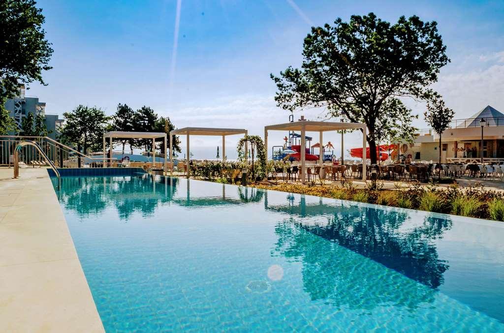 Maritim Hotel Paradise Blue Albena Instalações foto